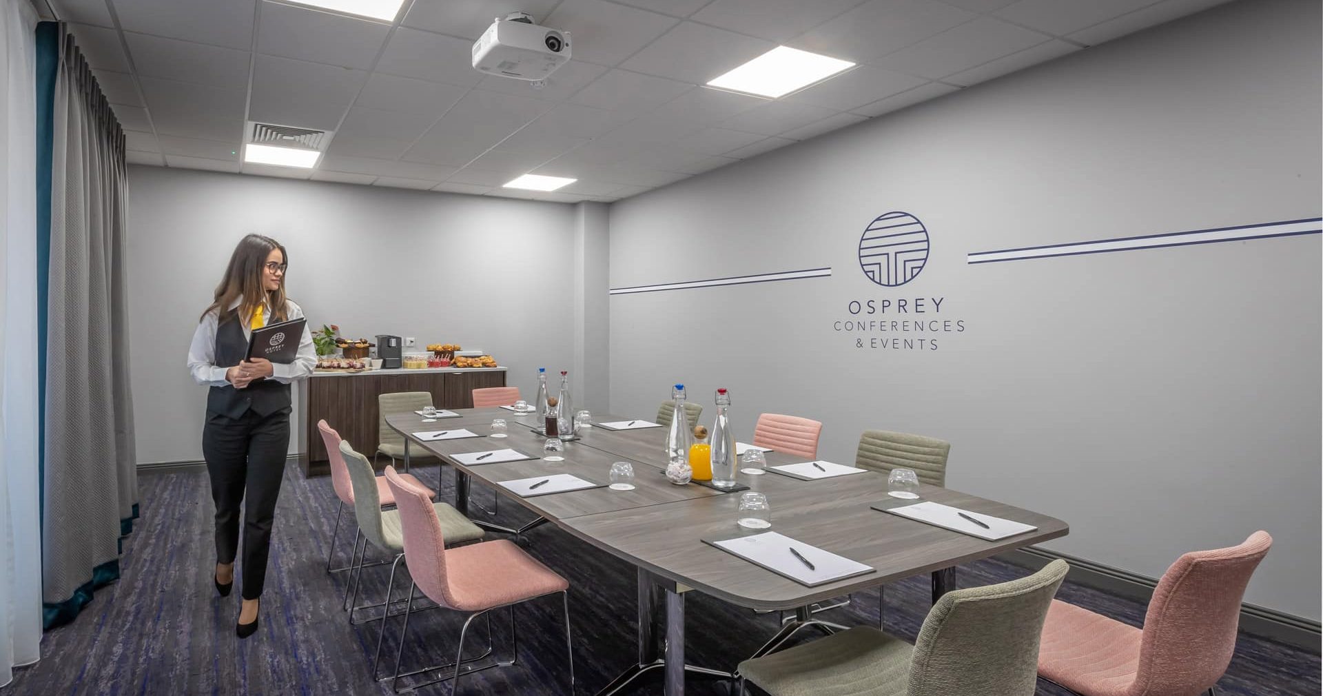 Osprey Hotel Meeting Room Women Standing